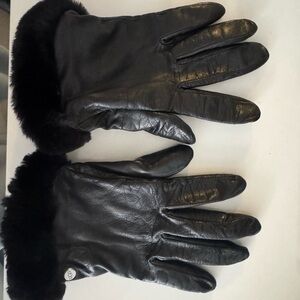 Black Leather Gloves with Fur Trim